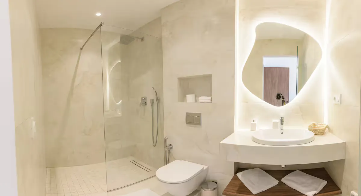 Villa Milabel - Modern En-Suite Bathroom with Walk-In Shower