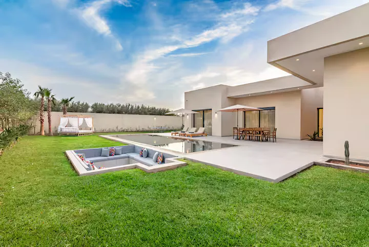 Villa Milabel - Private Pool Villa Marrakech Lawn and Terrace