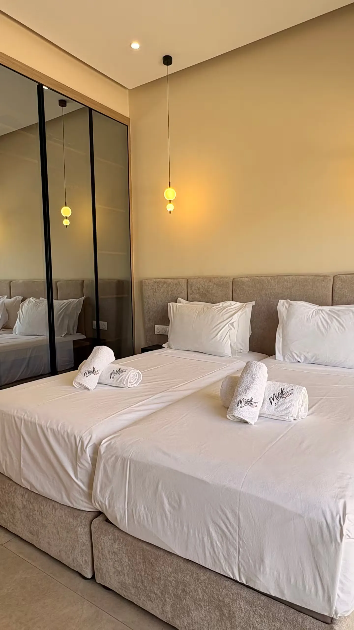 Villa Patchouli - Suite Élégante avec Grand Dressing Miroir