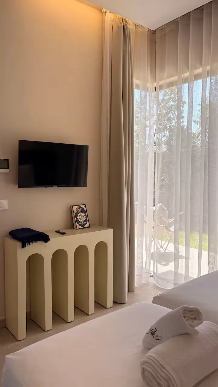 Villa Patchouli - Chambre Lumineuse avec Télévision