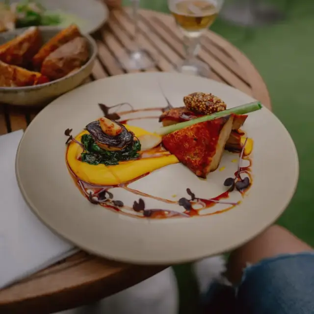 Expérience gastronomique avec une cuisine raffinée au Maroc
